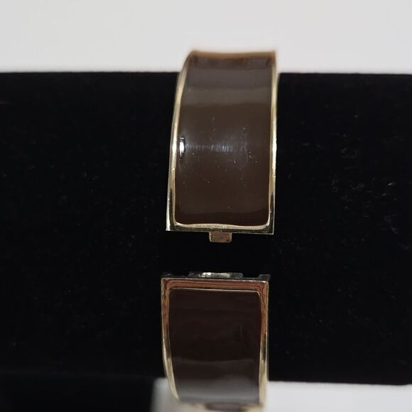 Gold And Brown Bracelet - Picture 3 of 4
